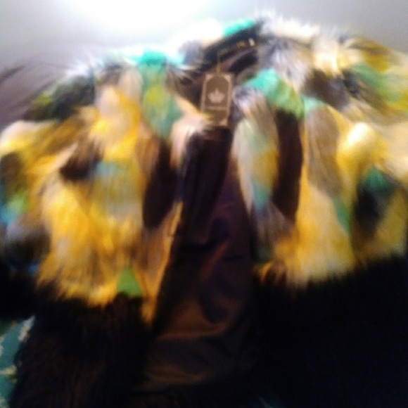 Coat - Picture 2 of 2